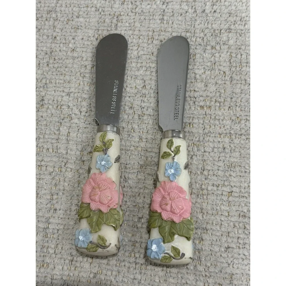 Pfaltzgraff Tea Rose‎ Floral Spreaders Set of 2 Dip Jam Cheese Knives